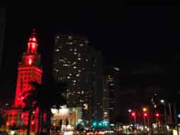 Miami, toujours très illuminé la nuit !